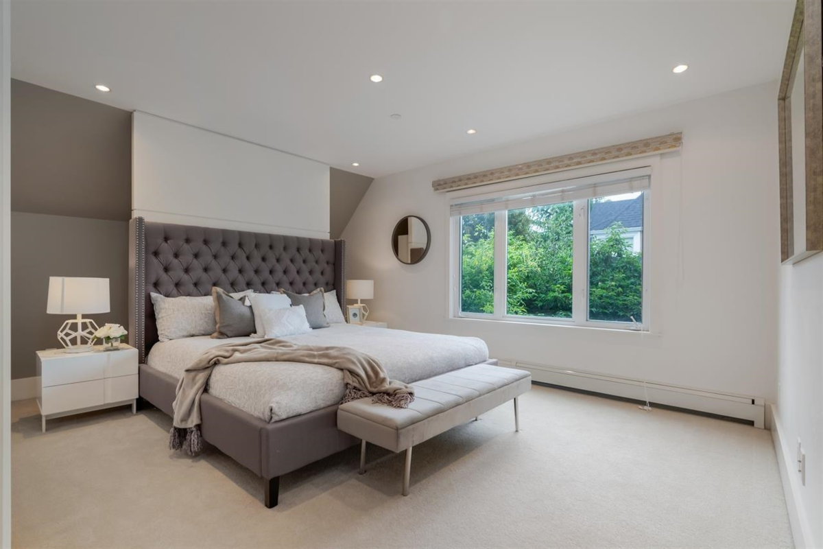 Powder Room Photo of 5361 Cypress Street, Vancouver, BC