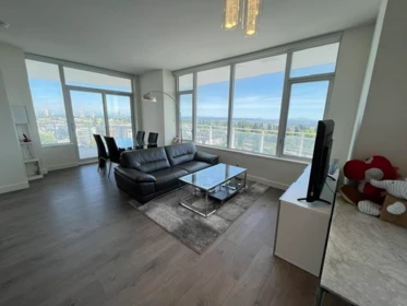 1104 5051 Imperial Street, Burnaby, BC, Burnaby — Apartment/Condo for sale