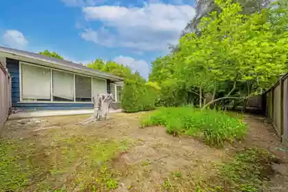 1116 Ridgewood Drive, North Vancouver, BC, North Vancouver — Single Family Residence for sale
