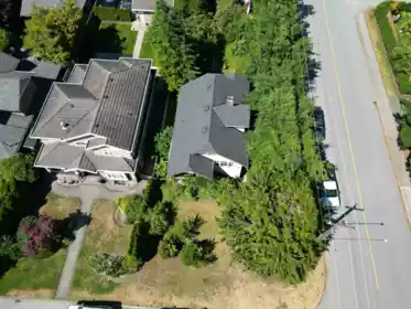 796 E 11th Street, North Vancouver, BC, North Vancouver — Single Family Residence for sale