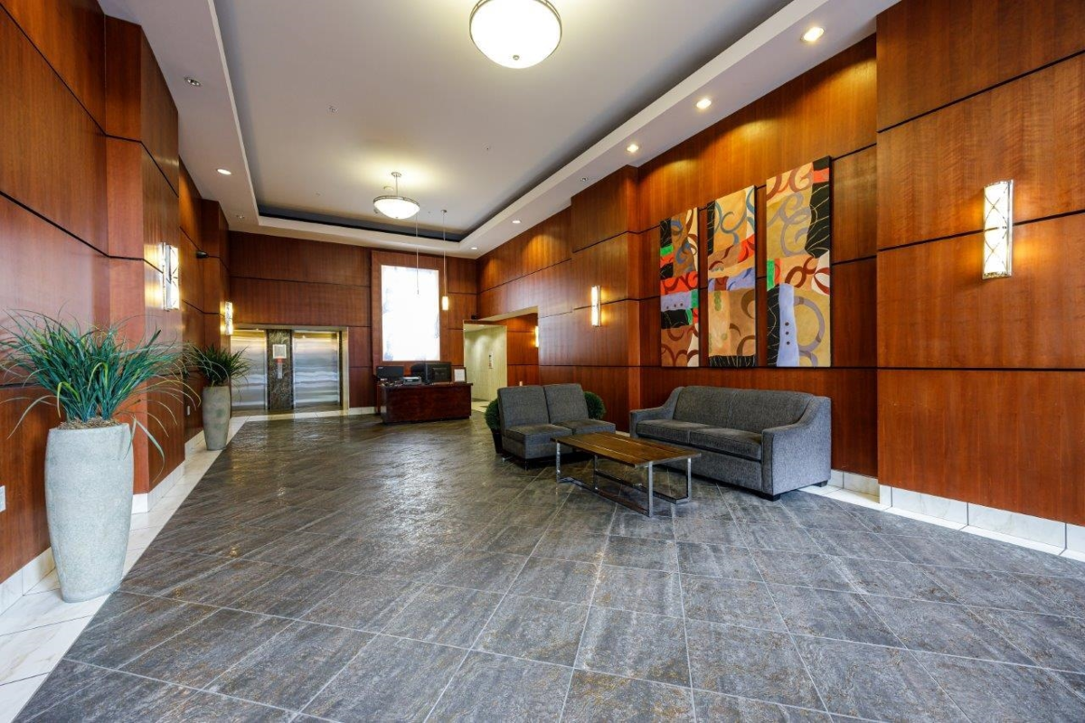 Family Room Photo of 2107 188 E Esplanade, North Vancouver, BC