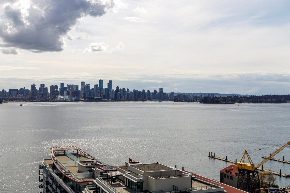 Mudroom Photo of 2107 188 E Esplanade, North Vancouver, BC