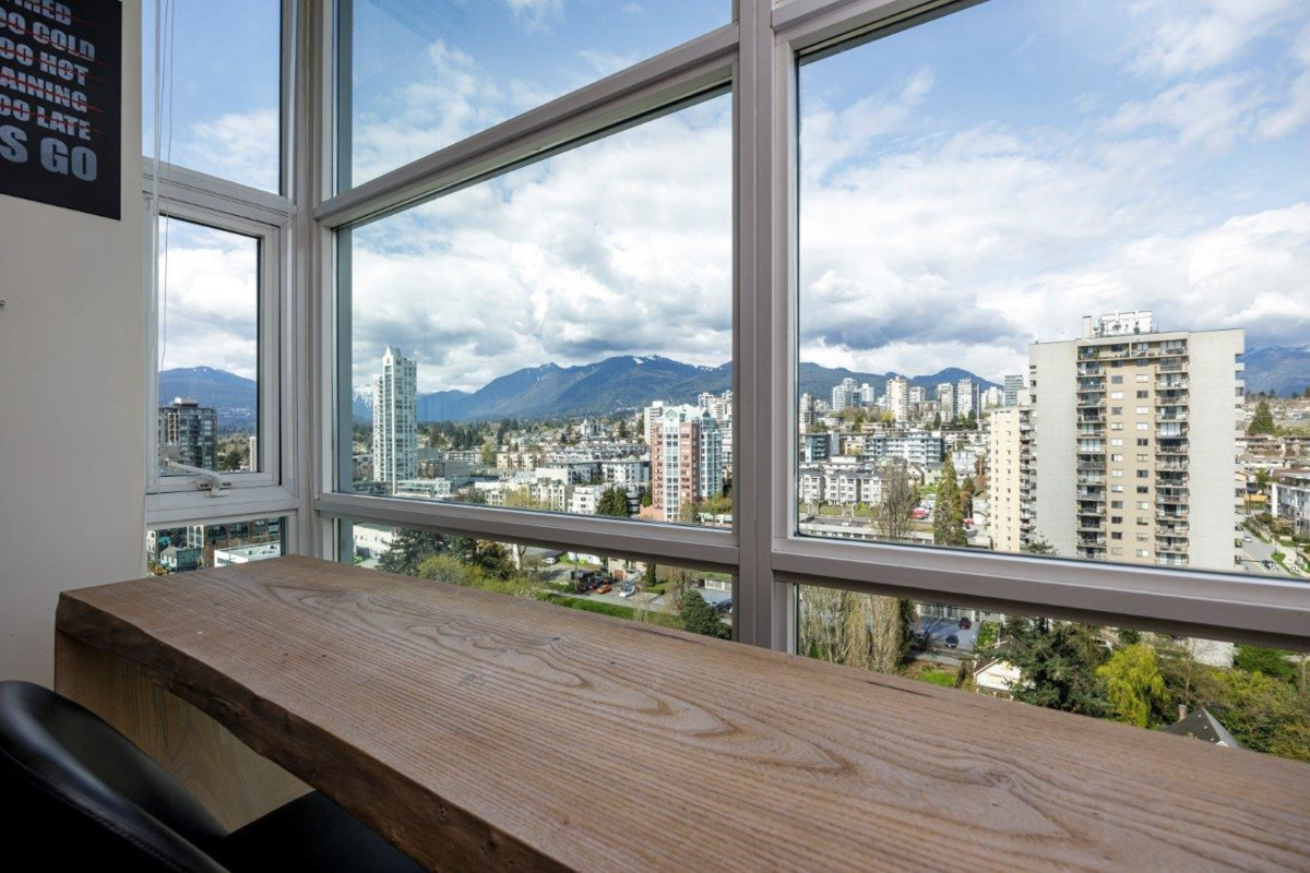 Swimming Pool Photo of 2107 188 E Esplanade, North Vancouver, BC