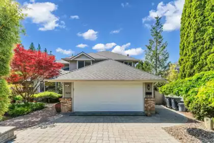 929 Melbourne Avenue, North Vancouver, BC, North Vancouver — Single Family Residence for sale