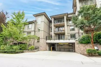 205 8695 160 Street, Surrey, BC, Surrey — Apartment/Condo for sale