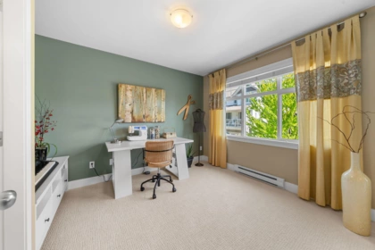 Laundry Room Photo of 28 15454 32 Avenue, Surrey, BC