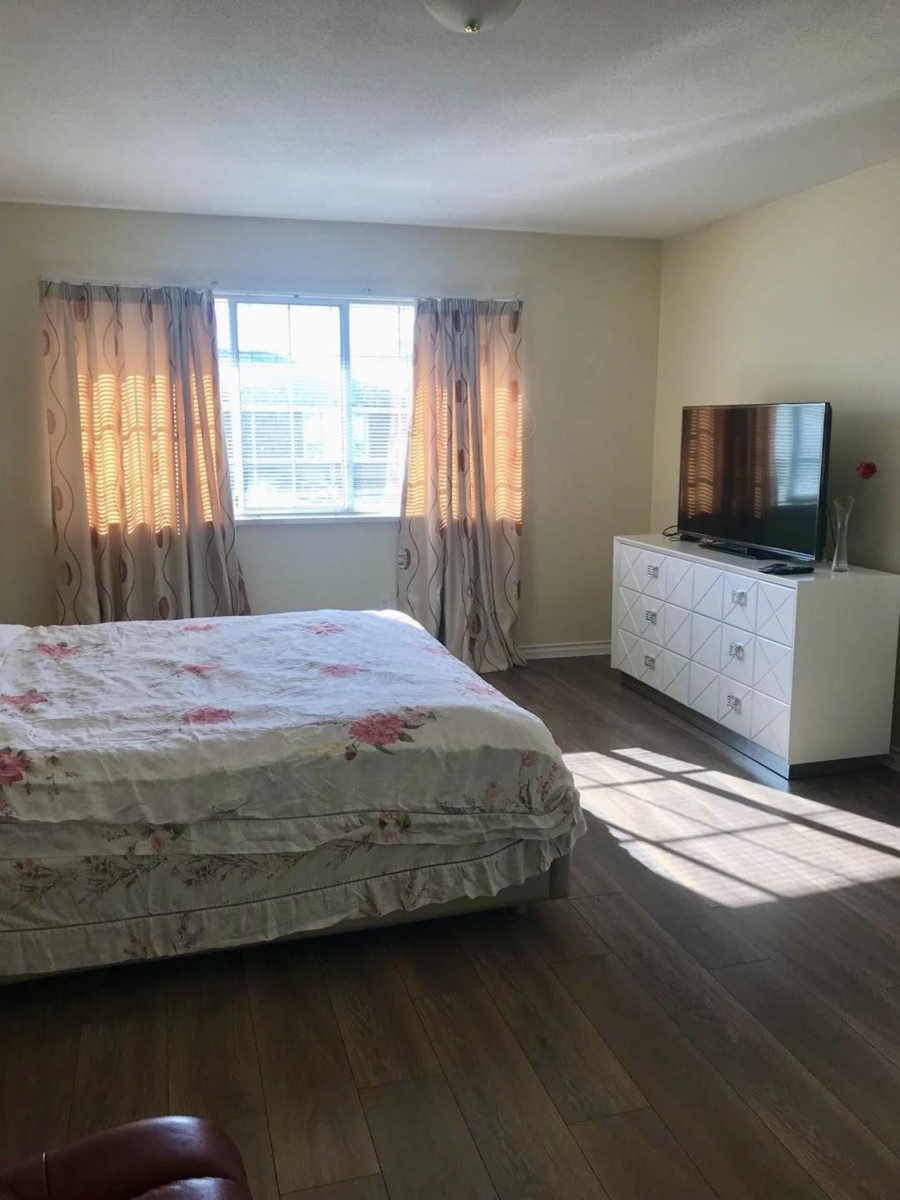 Primary Bedroom Photo of 5553 Hankin Drive, Richmond, BC