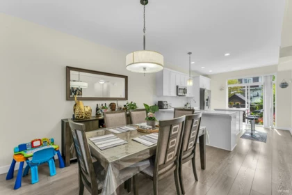 28 14271 60 Avenue, Surrey, BC, Surrey — Townhouse for sale