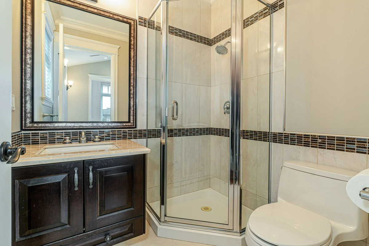 Swimming Pool Photo of 1657 W 58th Avenue, Vancouver, BC