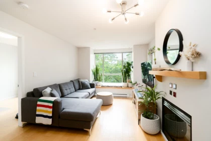 202 6833 Village Green, Burnaby, BC, Burnaby — Apartment/Condo for sale