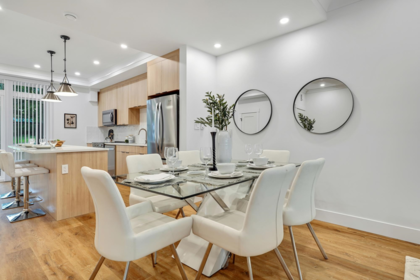 45 E Eighth Avenue, New Westminster, BC, New Westminster — Row House (Non-Strata) for sale