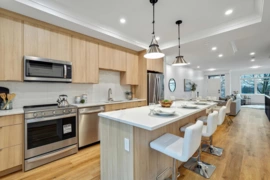 45 E Eighth Avenue, New Westminster, BC