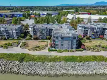 205 14100 Riverport Way, Richmond, BC, Richmond — Apartment/Condo for sale