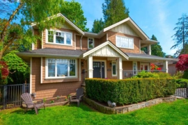 1050 11th Street, West Vancouver, BC