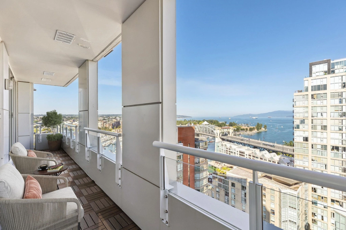 Living Room Photo of 2204 1500 Hornby Street, Vancouver, BC