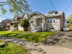 2325 W 8th Avenue, Vancouver, BC