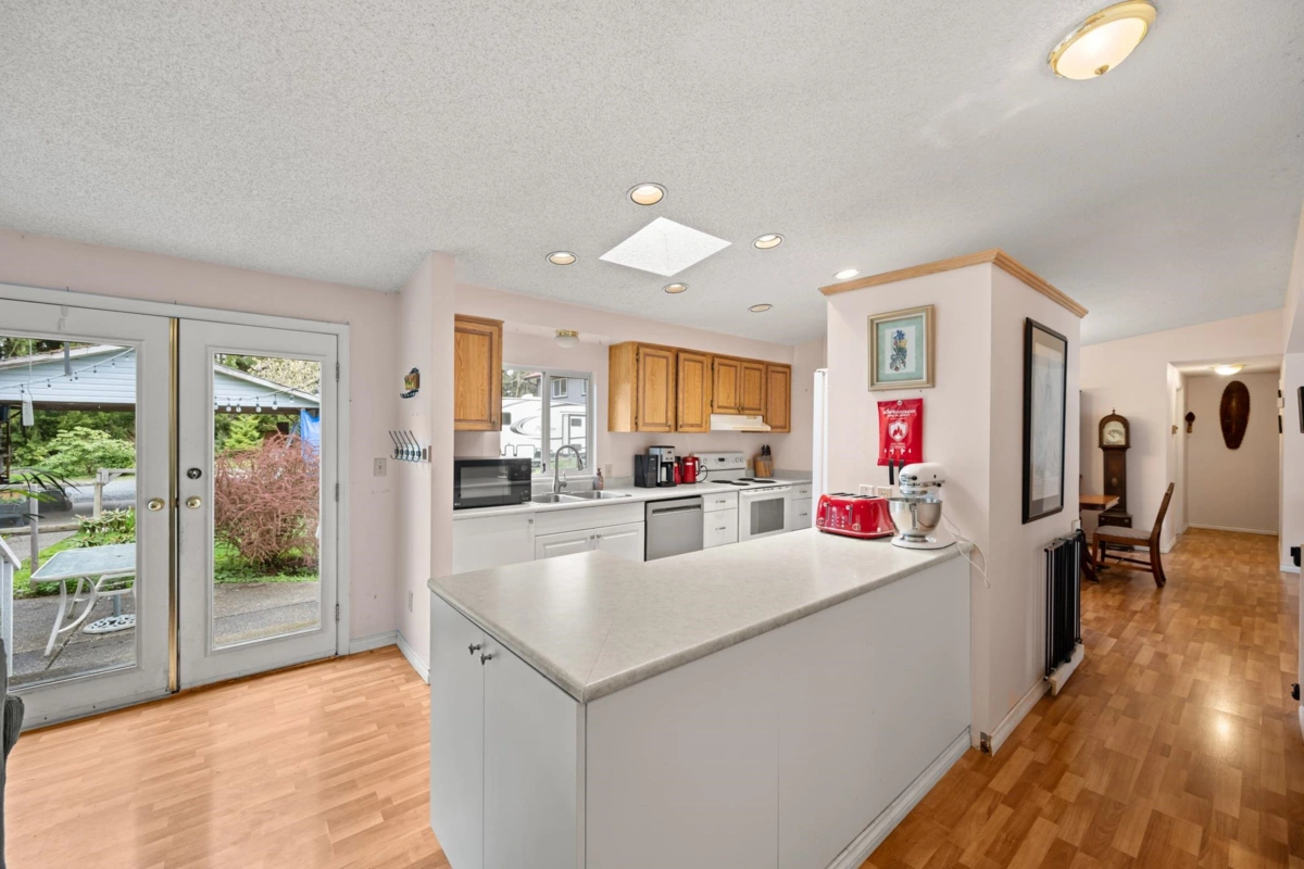 Basement Recreation Room Photo of 3674 224 Street, Langley, BC