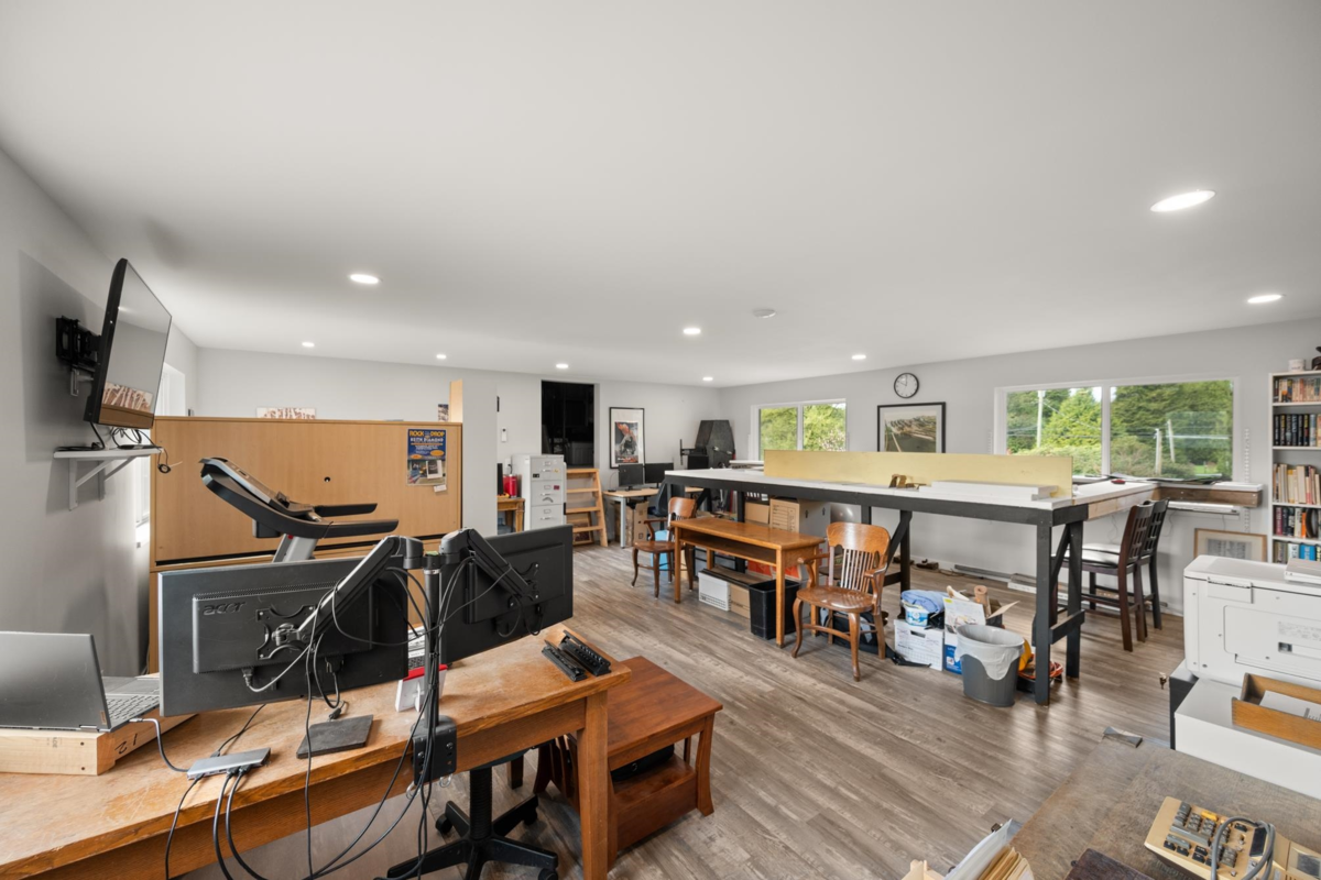 Community Amenities Photo (Clubhouse) of 3674 224 Street, Langley, BC