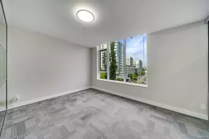 Laundry Room Photo of 6016 5511 Hollybridge Way, Richmond, BC