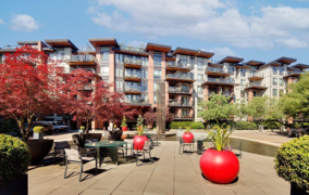 404 733 W 3rd Street, North Vancouver, BC