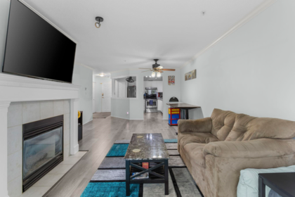 Kitchen Island Photo of 313 3172 Gladwin Road, Abbotsford, BC