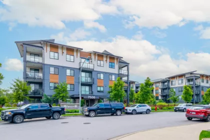 424 7506 199a Street, Langley, BC, Langley — Apartment/Condo for sale