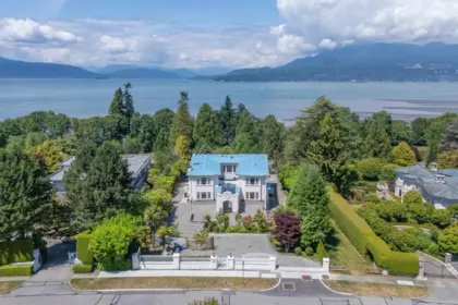5747 Newton Wynd, Vancouver, BC, Vancouver — Single Family Residence for sale