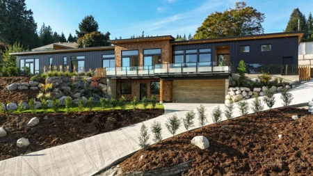 980 Gower Point Road, Gibsons, BC, Gibsons — Single Family Residence for sale