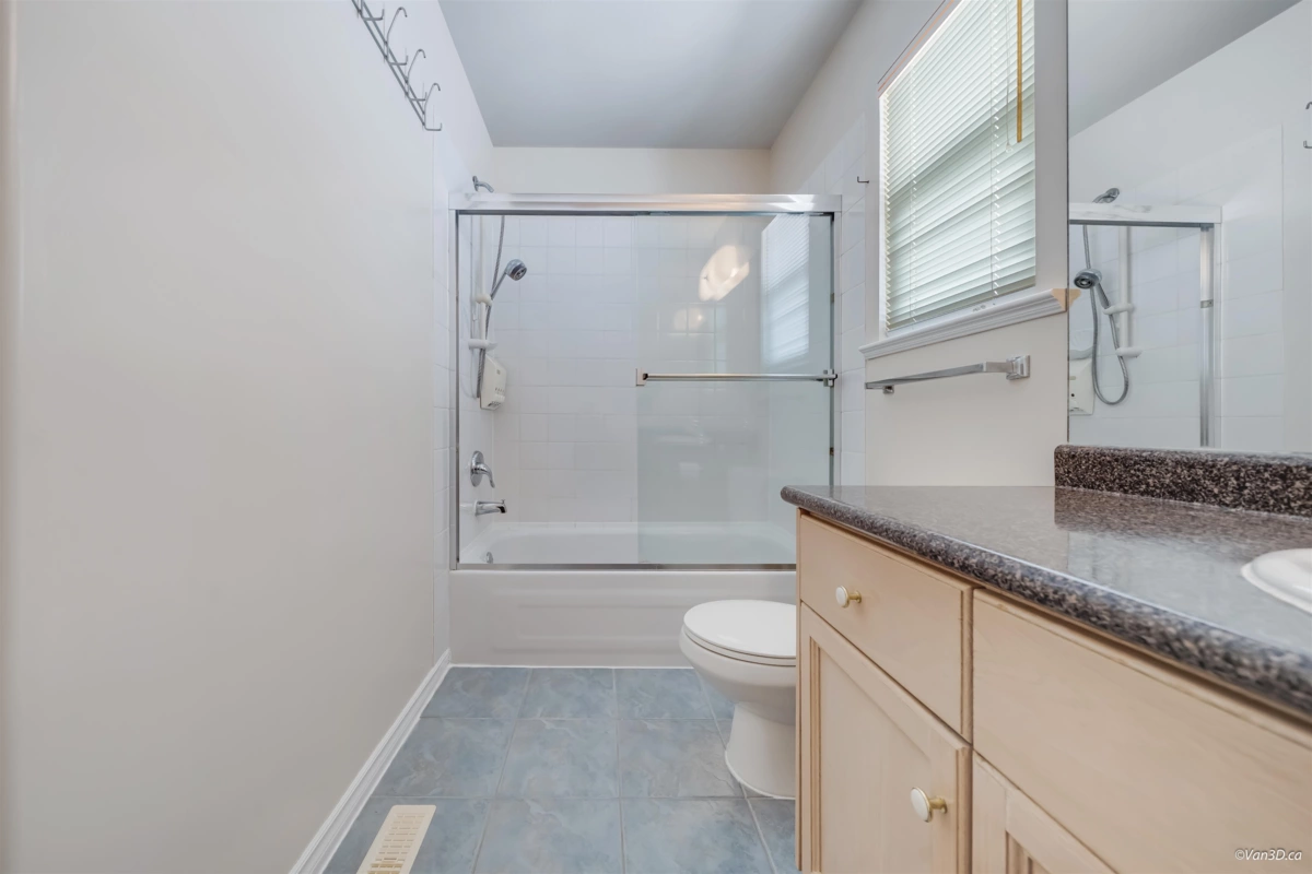 Backyard Photo of 2870 Stanley Place, Coquitlam, BC