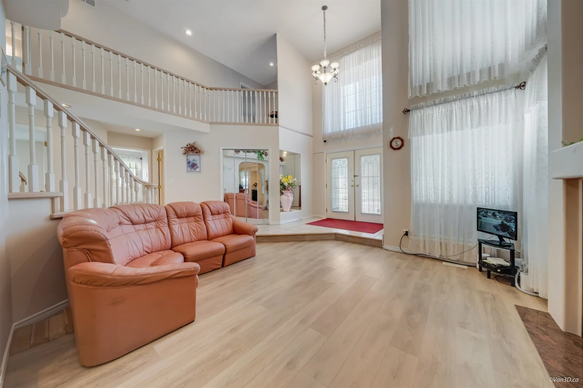 Dining Area Photo of 2870 Stanley Place, Coquitlam, BC
