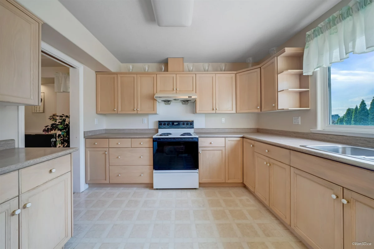 Primary Bedroom Photo of 2870 Stanley Place, Coquitlam, BC