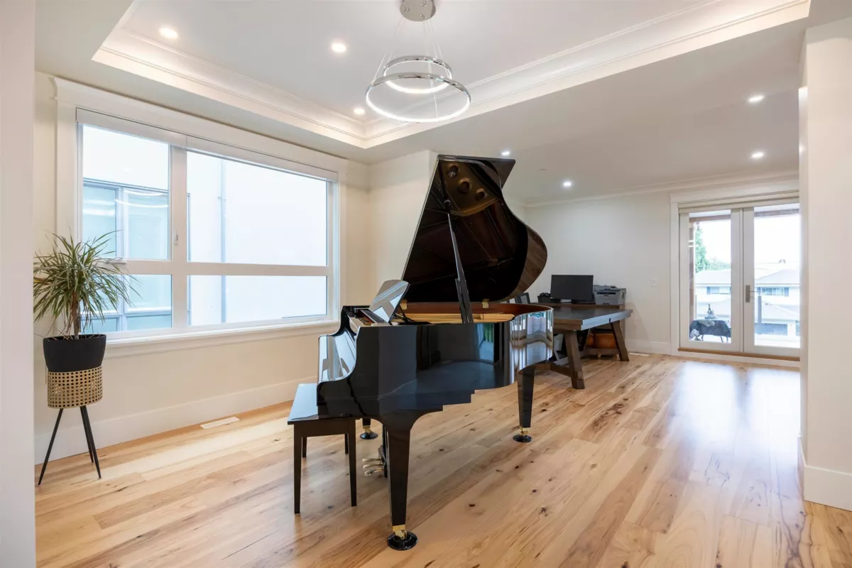 Family Room Photo of 1245 Kent Street, White Rock, BC