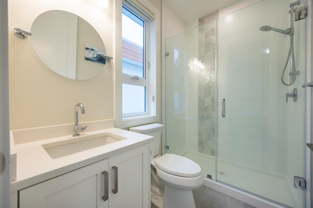 Mudroom Photo of 1245 Kent Street, White Rock, BC