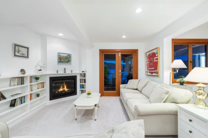 Mudroom Photo of 6275 Taylor Drive, West Vancouver, BC
