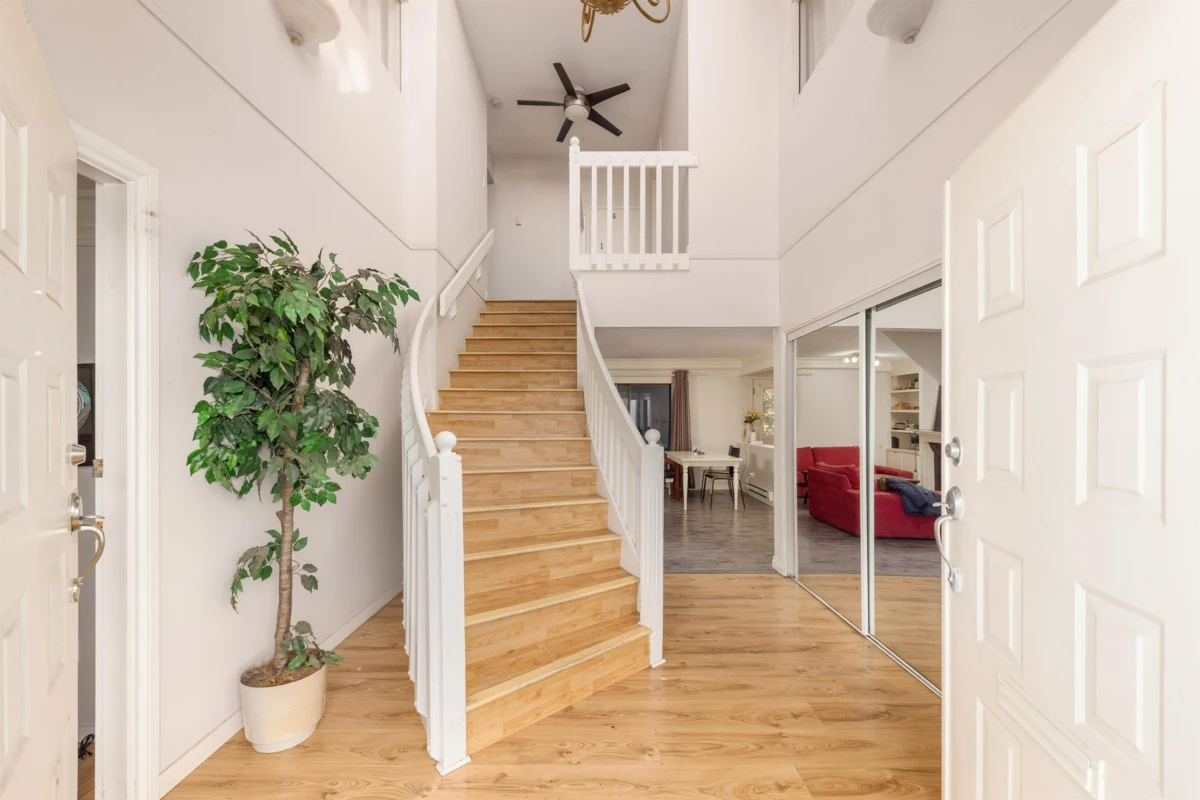 Kitchen Photo of 5280 Sperling Avenue, Burnaby, BC