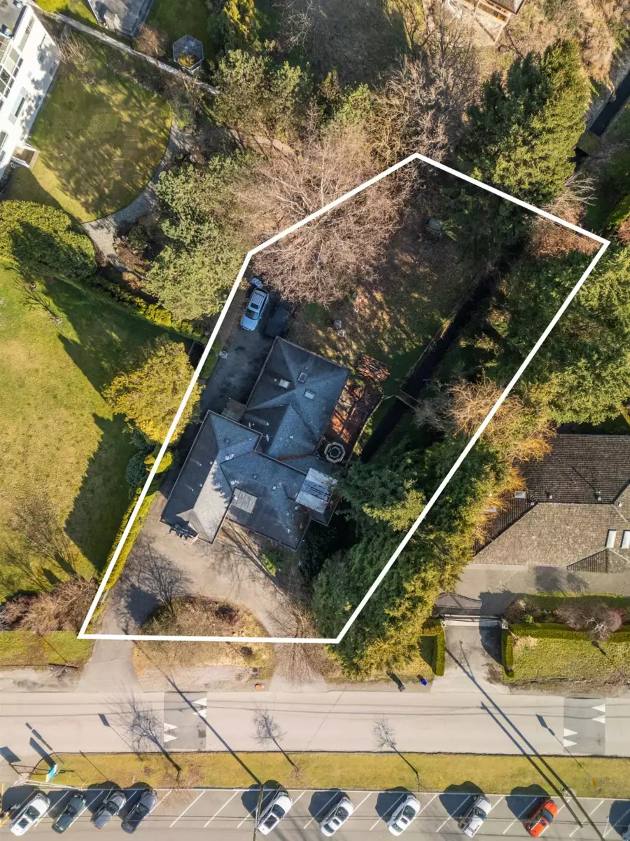 Laundry Room Photo of 5280 Sperling Avenue, Burnaby, BC