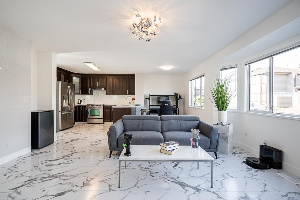 Family Room Photo of 54 5380 Smith Drive, Richmond, BC