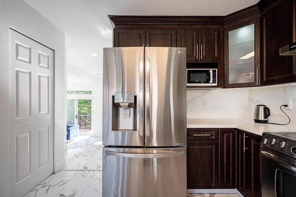 Primary Bathroom Photo of 54 5380 Smith Drive, Richmond, BC