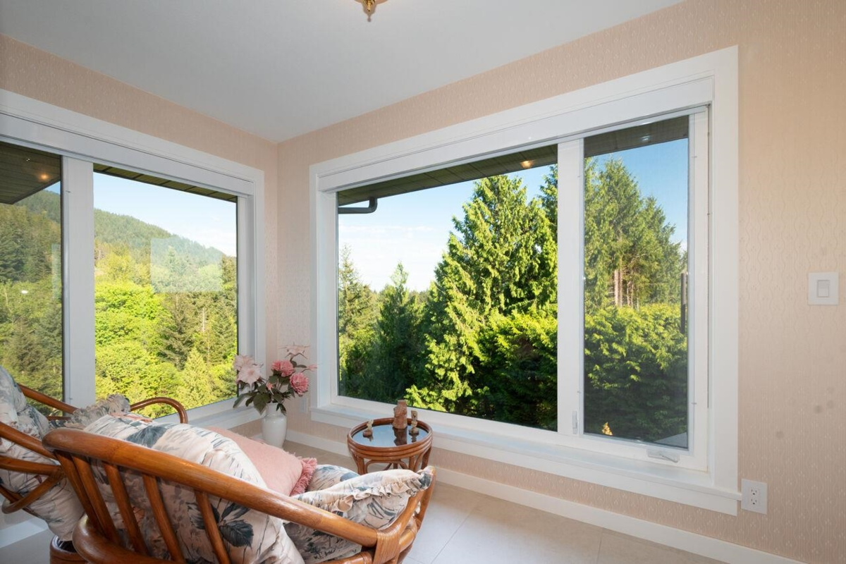 Bedroom 4 Photo of 4228 Rockridge Crescent, West Vancouver, BC