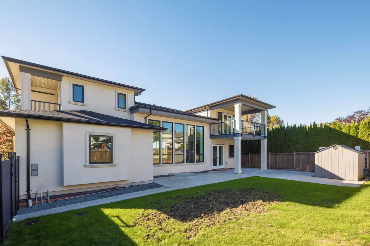 Hot Tub / Spa Photo of 7129 Buffalo Street, Burnaby, BC