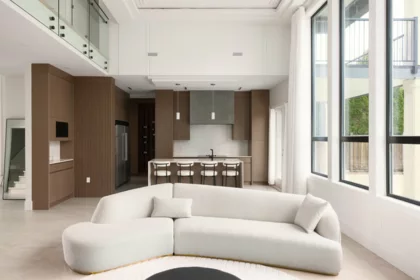 7129 Buffalo Street, Burnaby, BC
