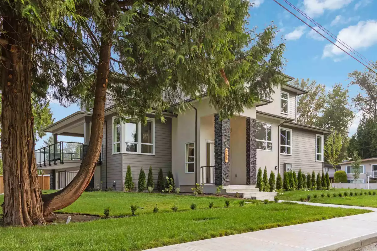 Garden / Landscaping Photo of 765 Patricia Avenue, Port Coquitlam, BC