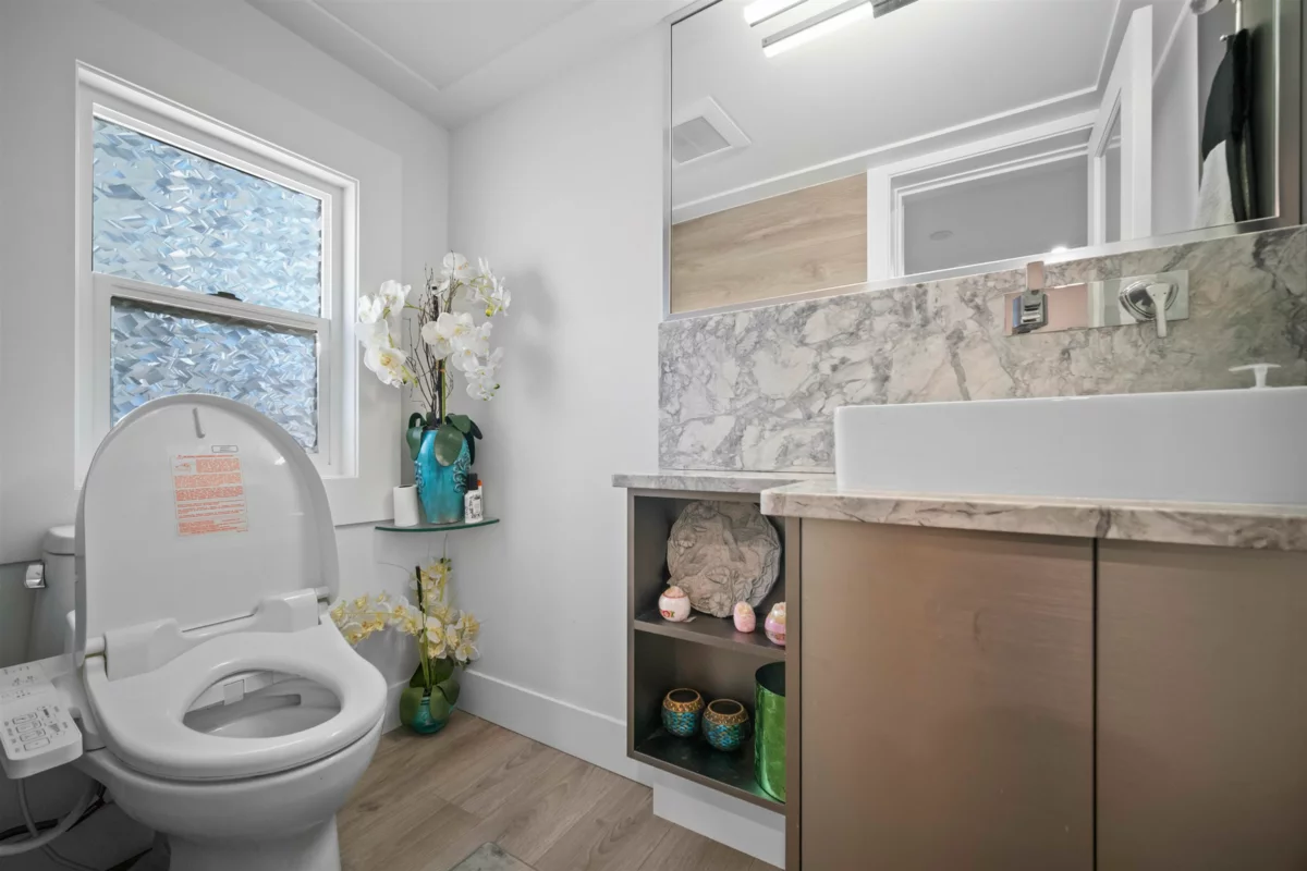 Basement Recreation Room Photo of 6978 Mckinnon Street, Vancouver, BC