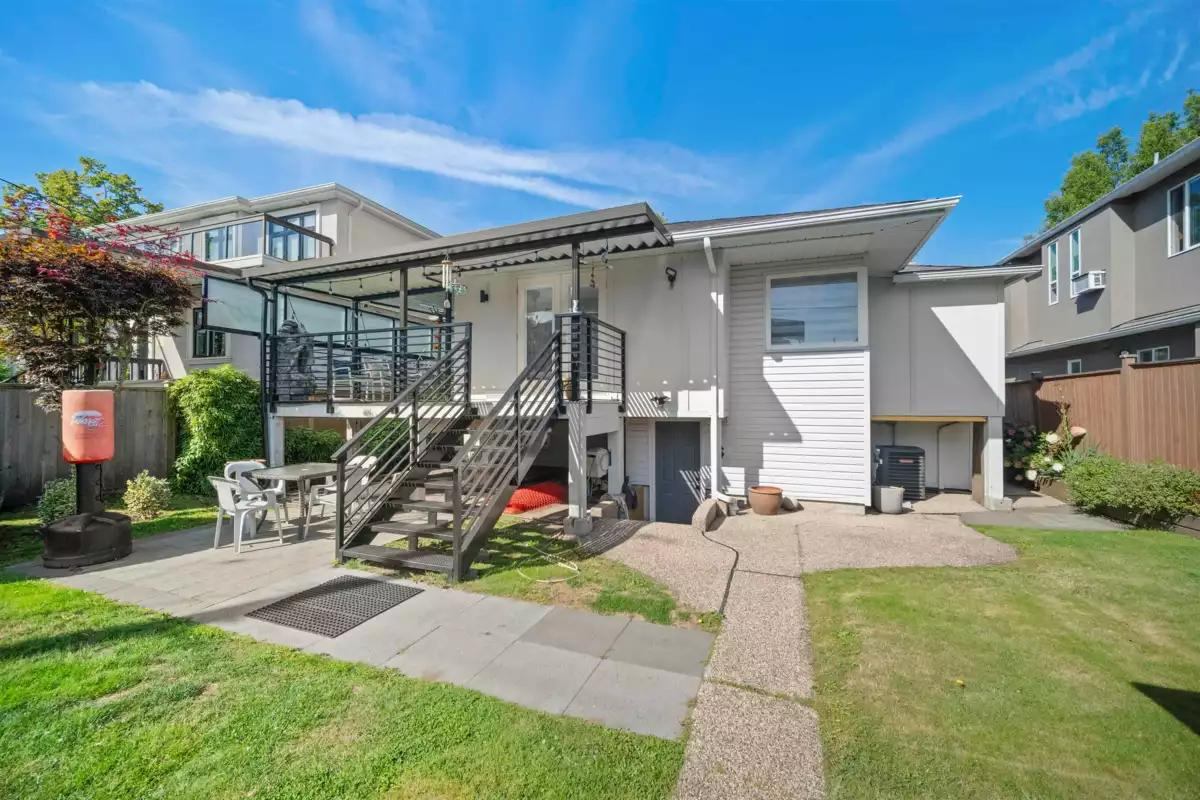 Front Yard Photo of 6978 Mckinnon Street, Vancouver, BC