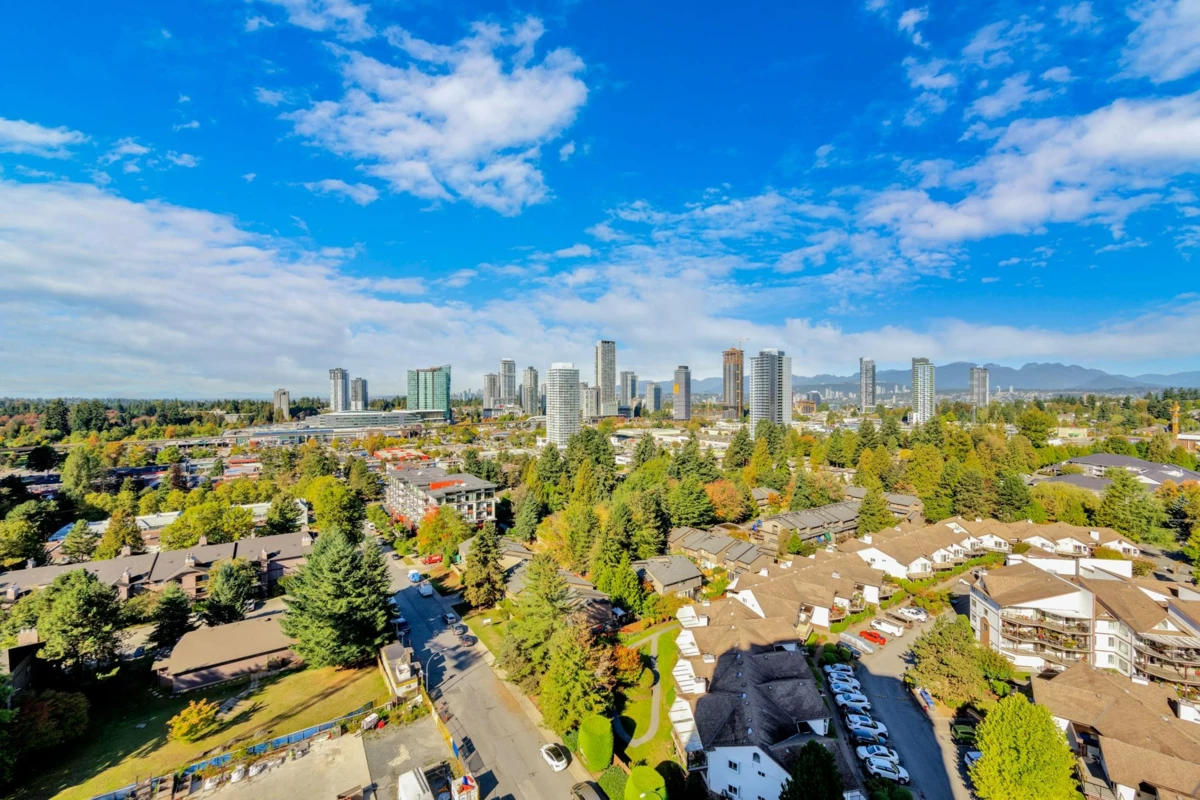 Staircase Photo of 1702 13880 101st Avenue, Surrey, BC