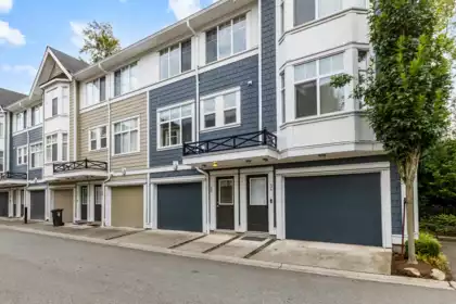 35 20852 77a Avenue, Langley, BC, Langley — Townhouse for sale