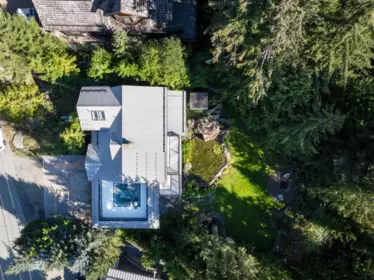 9548 Emerald Drive, Whistler, BC, Whistler — Single Family Residence for sale