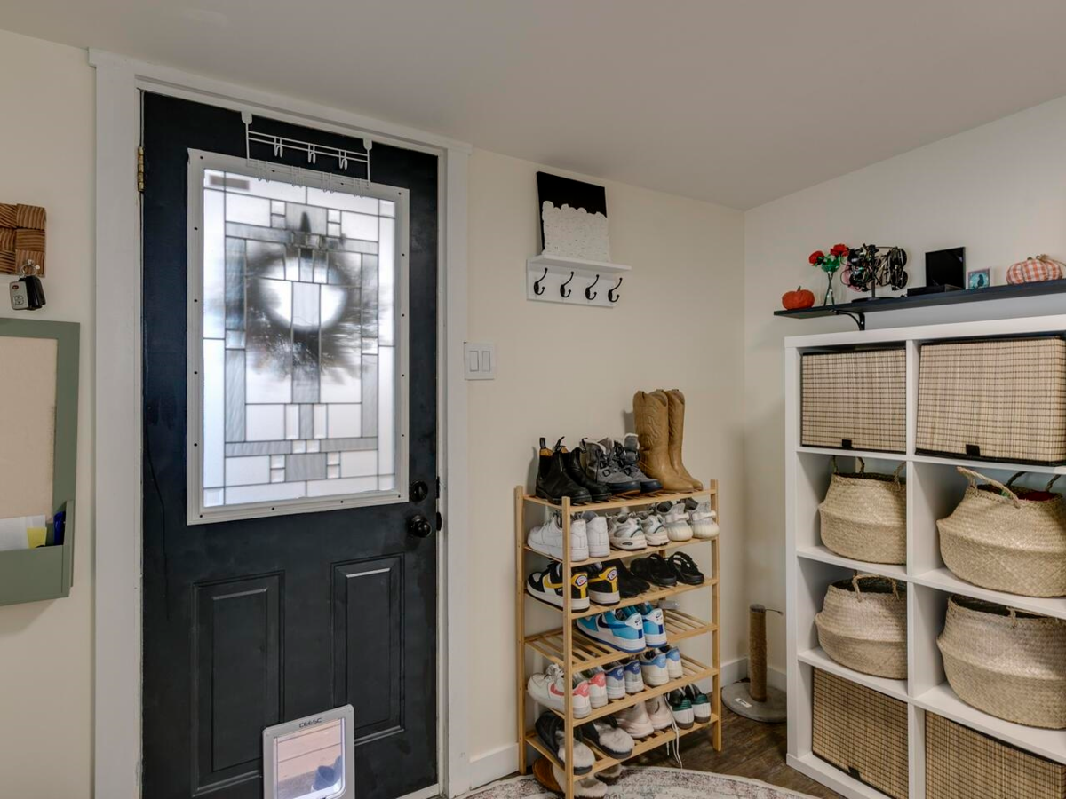 Exterior Rear Photo of 4 39768 Government Road, Squamish, BC