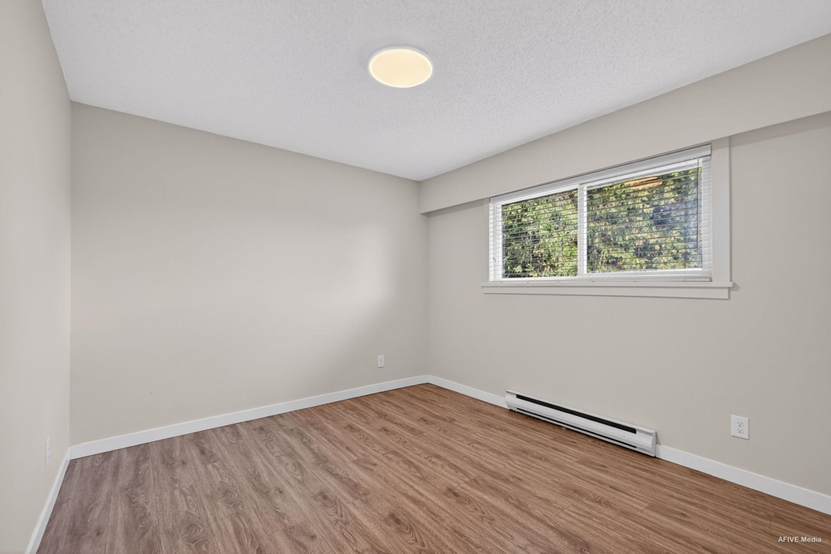 Backyard Photo of 9500 Parksville Drive, Richmond, BC