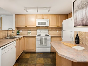 Kitchen Photo of 2 4335 Northlands Boulevard, Whistler, BC